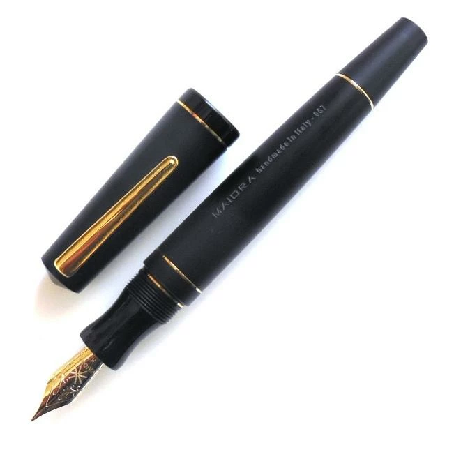 Maiora Impronte, Matte Black, Oversized Fountain Pen, Extra-Fine Nib 3 Maiora Impronte, Matte Black, Oversized Fountain Pen, Extra-Fine Nib
