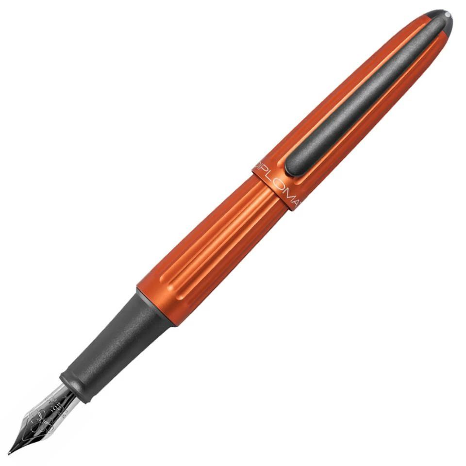 Diplomat Aero Fountain Pen Gift Set, Orange 4 Diplomat Aero Fountain Pen Gift Set, Orange - Image 2