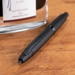 Pilot Vanishing Point Retractable Fountain Pen, Matte Black